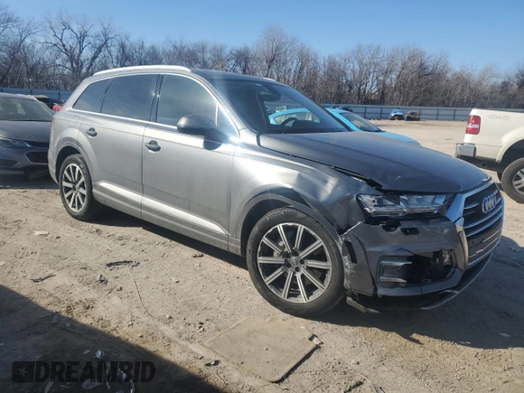 2017 Audi Q7 Premium Plus with VIN WA1LABF70HD036540, listed as a Copart auction lot 46461145 with 71,439 mi miles and Salvage Title. Bid and sale history available at carsss.com. Image 4.