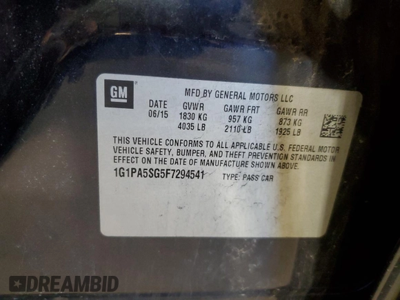 2015 Chevrolet Cruze LS z VIN 1G1PA5SG5F7294541, wystawiony jako Copart lot #53857035 z przebiegiem 118 263 mil mil oraz Szkoda całkowita • Salvage title. Historia ofert i sprzedaży dostępna na DreamBid. Obrazek 12.