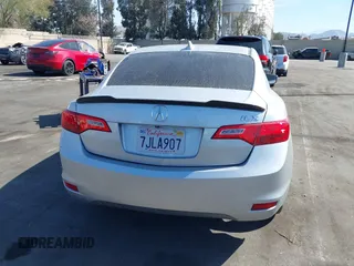 2015 Acura ILX with VIN 19VDE1F30FE001149, listed as a IAAI auction lot 41708274 with 101,081 mi miles. Bid and sale history available at carsss.com. Image 17.