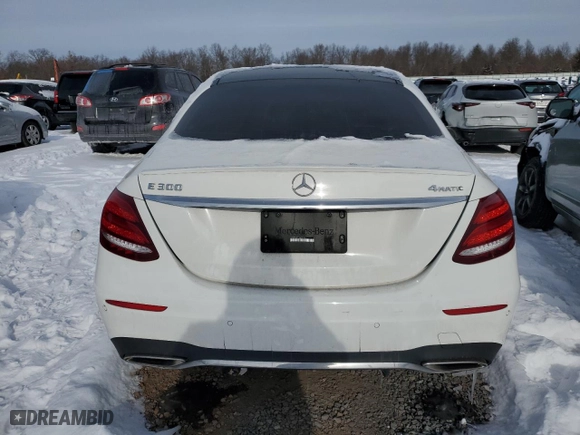 2018 Mercedes-Benz E-Class E 300 with VIN WDDZF4KB1JA422484, listed as a Copart auction lot 88285045 with 81,482 mi miles and Salvage Title. Bid and sale history available at carsss.com. Image 6.