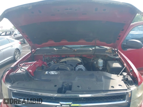 2008 Chevrolet Silverado 1500 1LT with VIN 2GCEC19J081256556, listed as a IAAI auction lot 42132995 with 178,937 mi miles and . Bid and sale history available at DreamBid. Image 10.