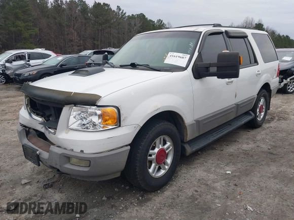 2003 Ford Expedition Special Service with VIN 1FMFU16L63LA30060, listed as a IAAI auction lot 41619687 with 178,703 mi miles. Bid and sale history available at carsss.com. Image 17.