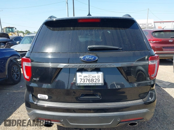 2018 Ford Explorer XLT z VIN 1FM5K7D85JGC54090, wystawiony jako IAAI lot #42001434 z przebiegiem 72 038 mil mil oraz . Historia ofert i sprzedaży dostępna na DreamBid. Obrazek 16.