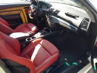 2008 BMW 1 Series 135i с VIN WBAUC73588VF22236, выставлен на аукционе IAAI как лот 42463013 с пробегом 127 215 миль миль и . История ставок и продаж доступна на DreamBid. Изображение 5.