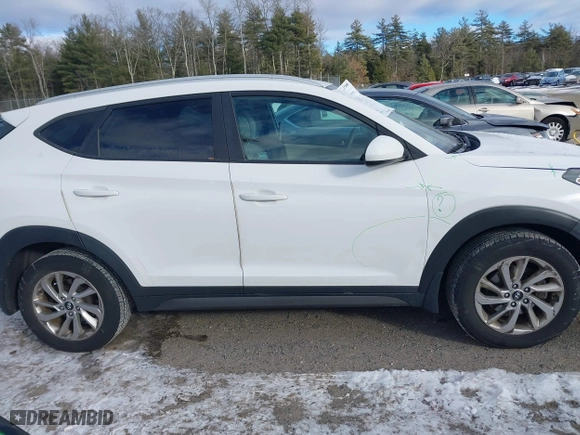 2016 Hyundai Tucson SE with VIN KM8J3CA44GU254260, listed as a IAAI auction lot 41328567 with 124,554 mi miles. Bid and sale history available at carsss.com. Image 14.