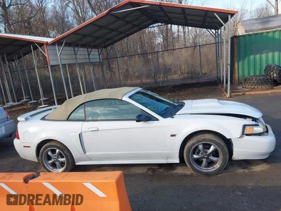 2003 Ford Mustang GT Deluxe with VIN 1FAFP45X13F454025, listed as a IAAI auction lot 41166495 with 91,132 mi miles. Bid and sale history available at carsss.com. Image 14.