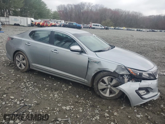 2015 Kia Optima EX z VIN KNAGN4ADXF5088640, wystawiony jako Copart lot #51406765 z przebiegiem 124 970 mil mil oraz Szkoda całkowita • Salvage title. Historia ofert i sprzedaży dostępna na DreamBid. Obrazek 4.