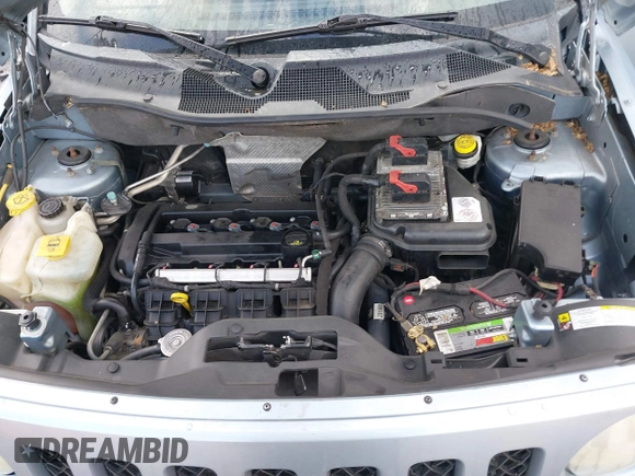 2013 Jeep Patriot Sport with VIN 1C4NJPBA6DD272701, listed as a IAAI auction lot 42014123 with 190,509 mi miles. Bid and sale history available at carsss.com. Image 10.