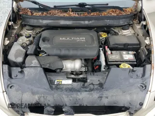 2015 Jeep Cherokee Latitude with VIN 1C4PJMCB0FW650372, listed as a Copart auction lot 54537785 with Not Provided miles and Clean Title. Bid and sale history available at carsss.com. Image 11.