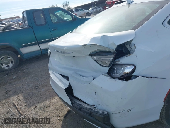 2015 Chrysler 200 C with VIN 1C3CCCCG4FN646351, listed as a IAAI auction lot 41085612 with Not Provided miles and . Bid and sale history available at carsss.com. Image 6.