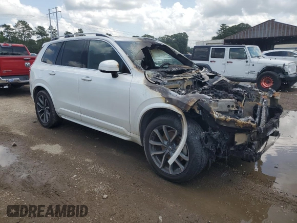 2017 Volvo XC90 Momentum with VIN YV4A22PK0H1175160, listed as a Copart auction lot 61999645 with Not provided miles and Salvage title. Bid and sale history available at DreamBid. Image 4.