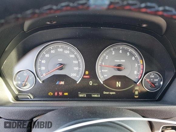 2018 BMW M3 with VIN WBS8M9C54J5K99041, listed as a Copart auction lot 43798544 with 18,972 mi miles. Bid and sale history available at carsss.com. Image 9.