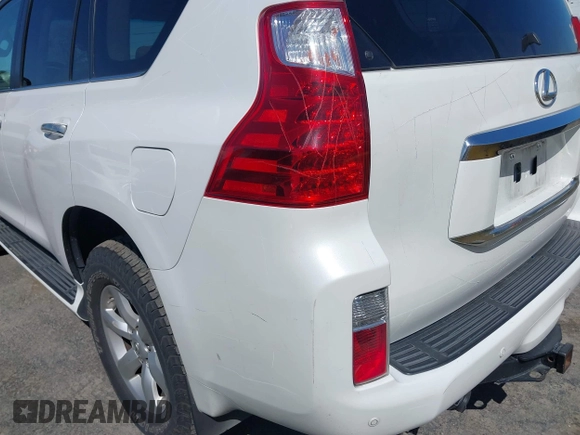 2011 Lexus GX 460 with VIN JTJBM7FX3B5024239, listed as a IAAI auction lot 41958654 with 215,380 mi miles. Bid and sale history available at carsss.com. Image 17.