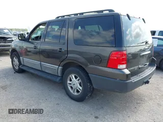 2005 Ford Expedition Special Service with VIN 1FMPU15545LA64184, listed as a IAAI auction lot 42535728 with 190,389 mi miles and . Bid and sale history available at DreamBid. Image 3.