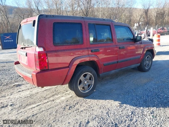2006 Jeep Commander with VIN 1J8HG48K16C195568, listed as a IAAI auction lot 41696034 with 189,436 mi miles. Bid and sale history available at carsss.com. Image 4.
