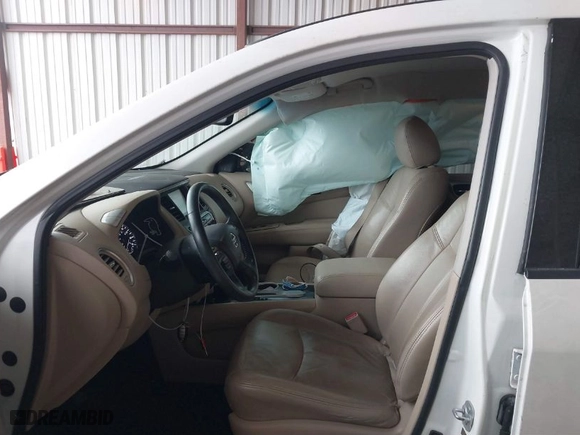 2016 Nissan Pathfinder SL with VIN 5N1AR2MN8GC602760, listed as a IAAI auction lot 41608173 with 124,117 mi miles. Bid and sale history available at carsss.com. Image 5.