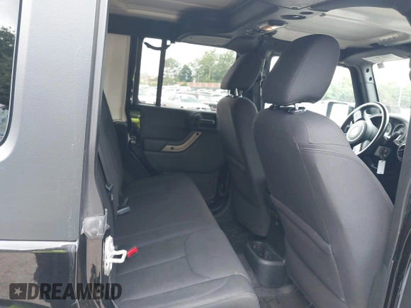 2016 Jeep Wrangler Unlimited Sahara z VIN 1C4HJWEG3GL343340, wystawiony jako IAAI lot #42683859 z przebiegiem 92 878 mil mil oraz . Historia ofert i sprzedaży dostępna na DreamBid. Obrazek 8.