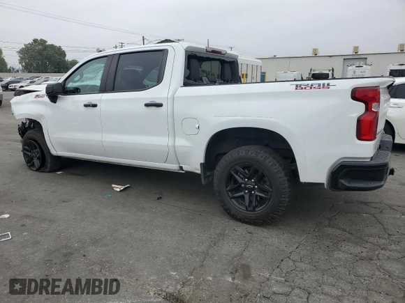 2021 Chevrolet Silverado 1500 LT Trail Boss with VIN 1GCPYFED0MZ439545, listed as a Copart auction lot 52602615 with 83,688 mi miles and Salvage Title. Bid and sale history available at DreamBid. Image 2.
