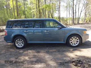 2010 Ford Flex SEL z VIN 2FMHK6CC6ABD00482, wystawiony jako IAAI lot #42054488 z przebiegiem 208 231 mil mil oraz . Historia ofert i sprzedaży dostępna na DreamBid. Obrazek 13.