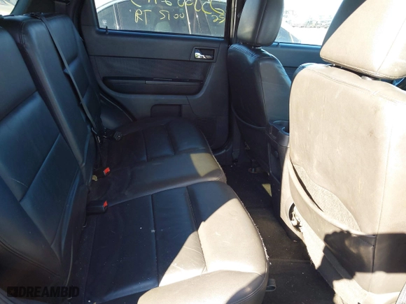 2009 Ford Escape XLT with VIN 1FMCU93G59KB55025, listed as a IAAI auction lot 41756362 with 999,999 mi miles. Bid and sale history available at carsss.com. Image 8.