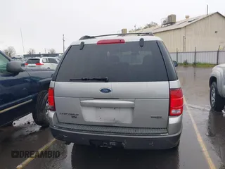 2005 Ford Explorer XLT z VIN 1FMZU63E65ZA28857, wystawiony jako IAAI lot #41803825 z przebiegiem 184 536 mil mil oraz . Historia ofert i sprzedaży dostępna na DreamBid. Obrazek 17.