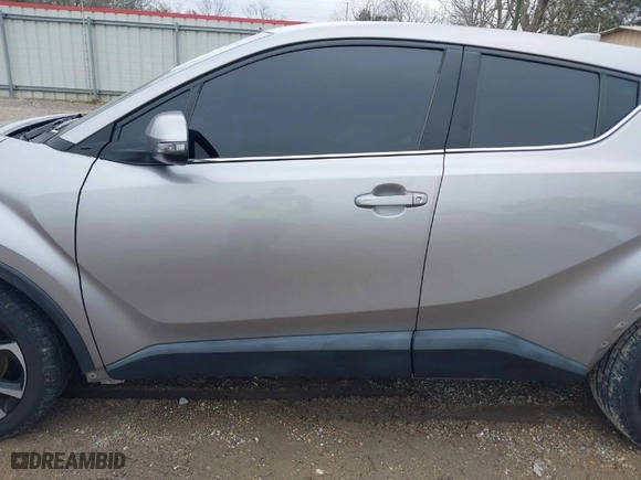 2019 Toyota C-HR XLE with VIN NMTKHMBX0KR082023, listed as a IAAI auction lot 41606867 with 52,814 mi miles. Bid and sale history available at carsss.com. Image 15.