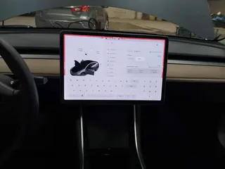2020 Tesla Model 3 Long Range z VIN 5YJ3E1EB0LF800804, wystawiony jako IAAI lot #42137223 z przebiegiem 52 482 mil mil oraz . Historia ofert i sprzedaży dostępna na DreamBid. Obrazek 19.