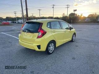2015 Honda Fit LX with VIN 3HGGK5G51FM725668, listed as a Copart auction lot 87524975 with 152,940 mi miles and Clean Title. Bid and sale history available at carsss.com. Image 4.