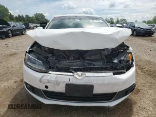 2012 Volkswagen Jetta TDI w/Premium & Nav with VIN 3VWLL7AJ4CM360634, listed as a Copart auction lot 58619355 with 171,903 mi miles and Salvage title. Bid and sale history available at DreamBid. Image 5.