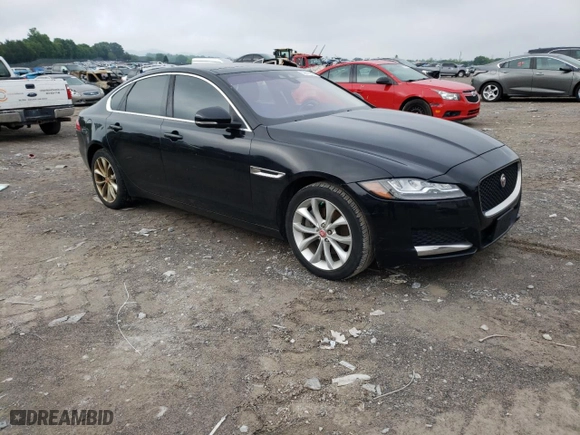 2017 Jaguar XF 20d Premium with VIN SAJBD4BN2HCY32206, listed as a Copart auction lot 52677693 with 99,013 mi miles. Bid and sale history available at carsss.com. Image 4.