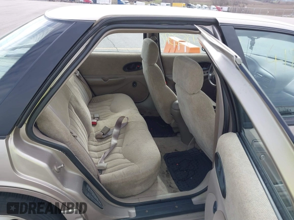 1997 Oldsmobile Cutlass Supreme S z VIN 1G3WH52M4VF303898, wystawiony jako IAAI lot #41853372 z przebiegiem 125 239 mil mil oraz . Historia ofert i sprzedaży dostępna na DreamBid. Obrazek 8.