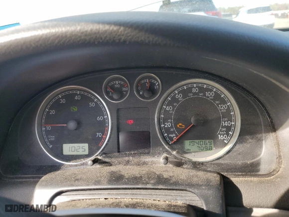2002 Volkswagen Passat GLS with VIN WVWPD63B32P436516, listed as a Copart auction lot 78527334 with 194,069 mi miles and Salvage Title. Bid and sale history available at carsss.com. Image 9.