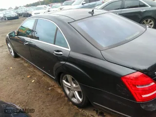 2012 Mercedes-Benz S-Class S 550 with VIN WDDNG9EBXCA443941, listed as a IAAI auction lot 40790743 with 177,681 mi miles. Bid and sale history available at carsss.com. Image 13.