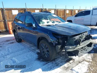 2023 Subaru Outback Onyx z VIN 4S4BTALC4P3139404, wystawiony jako IAAI lot #41310120 z przebiegiem 15 614 mil mil oraz . Historia ofert i sprzedaży dostępna na DreamBid. Obrazek 1.