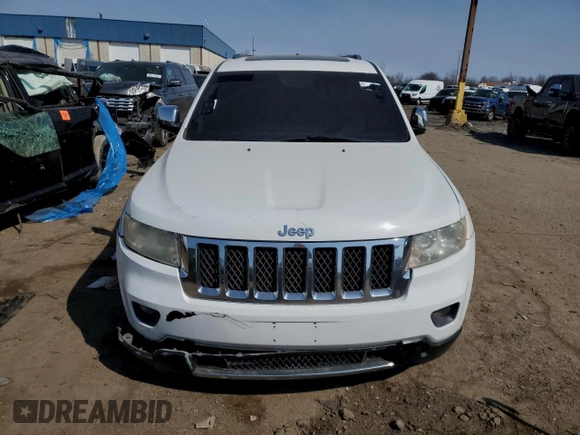 2013 Jeep Grand Cherokee Overland with VIN 1C4RJFCT7DC524585, listed as a Copart auction lot 48325145 with 142,308 mi miles and Clean Title. Bid and sale history available at carsss.com. Image 5.