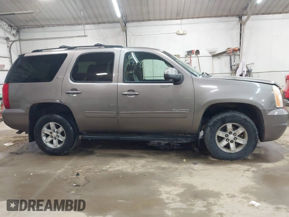 2011 GMC Yukon SLT with VIN 1GKS2CE02BR336524, listed as a IAAI auction lot 42189541 with 226,321 mi miles and . Bid and sale history available at DreamBid. Image 13.