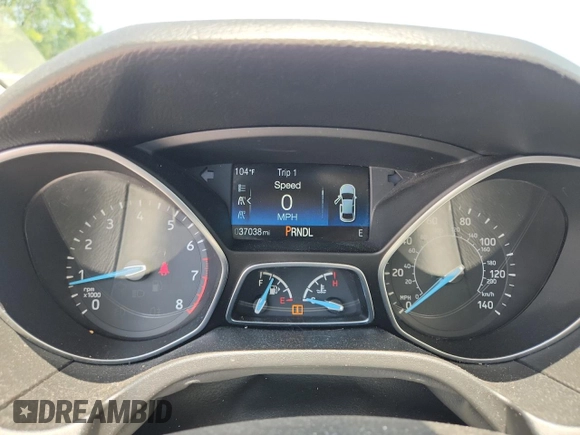 2018 Ford Focus SE with VIN 1FADP3F25JL331038, listed as a Copart auction lot 60235395 with 37,038 mi miles and Salvage title. Bid and sale history available at DreamBid. Image 9.