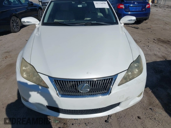 2009 Lexus IS 250 with VIN JTHBK262495093692, listed as a IAAI auction lot 41779640 with 195,379 mi miles. Bid and sale history available at carsss.com. Image 12.