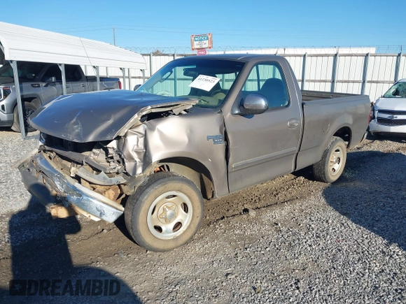 2002 Ford F-150 XL with VIN 1FTRF17W02NB01695, listed as a IAAI auction lot 41230523 with 398,649 mi miles. Bid and sale history available at carsss.com. Image 17.