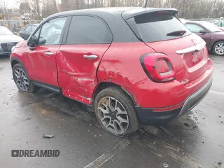 2021 FIAT 500X Trekking z VIN ZFBNF3B17MP944728, wystawiony jako IAAI lot #41460442 z przebiegiem 27 574 mil mil oraz . Historia ofert i sprzedaży dostępna na DreamBid. Obrazek 20.