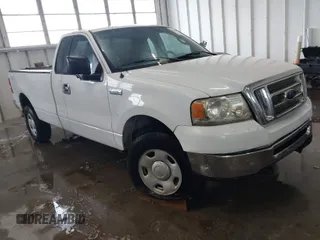 2006 Ford F-150 XL with VIN 1FTRF14W26NB27404, listed as a IAAI auction lot 41711729 with 178,675 mi miles. Bid and sale history available at carsss.com. Image 1.