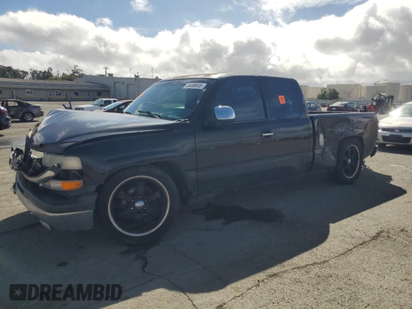 2001 Chevrolet Silverado 1500 with VIN 1GCEC19T81Z142836, listed as a Copart auction lot 49498445 with 337,498 mi miles and Salvage Title. Bid and sale history available at carsss.com. Image 1.