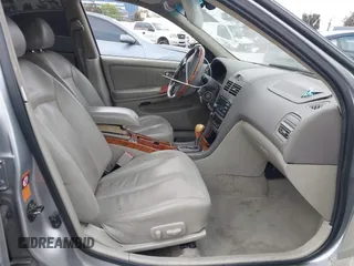 2003 Infiniti I35 Luxury with VIN JNKDA31A73T112643, listed as a IAAI auction lot 41896135 with 145,011 mi miles. Bid and sale history available at carsss.com. Image 5.