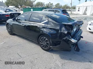 2020 Nissan Altima 2.5 S with VIN 1N4BL4BVXLC249060, listed as a IAAI auction lot 40719831 with 94,731 mi miles and . Bid and sale history available at carsss.com. Image 3.