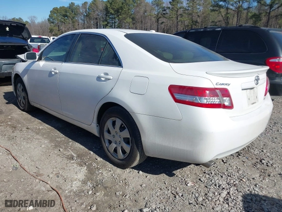 2011 Toyota Camry LE with VIN 4T1BK3EK2BU622315, listed as a IAAI auction lot 41467344 with 91,675 mi miles. Bid and sale history available at carsss.com. Image 3.