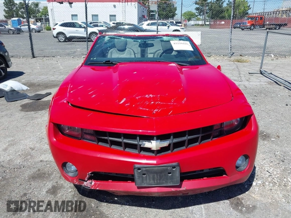 2013 Chevrolet Camaro LT z VIN 2G1FB3D34D9104778, wystawiony jako IAAI lot #42229416 z przebiegiem 99 123 mil mil oraz . Historia ofert i sprzedaży dostępna na DreamBid. Obrazek 13.