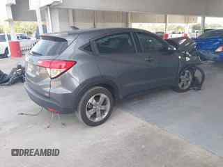 2021 Honda HR-V LX with VIN 3CZRU5H30MM726784, listed as a IAAI auction lot 41455992 with 43,617 mi miles. Bid and sale history available at carsss.com. Image 4.