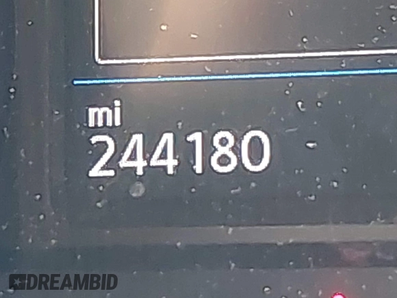 2018 Volkswagen Tiguan S с VIN 3VV1B7AX5JM097778, выставлен на аукционе IAAI как лот 42384582 с пробегом 244 180 миль миль и . История ставок и продаж доступна на DreamBid. Изображение 15.