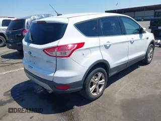 2015 Ford Escape SE z VIN 1FMCU0GX9FUA62790, wystawiony jako IAAI lot #42475851 z przebiegiem 135 697 mil mil oraz . Historia ofert i sprzedaży dostępna na DreamBid. Obrazek 4.