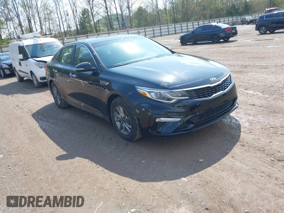2019 Kia Optima LX with VIN 5XXGT4L3XKG349221, listed as a IAAI auction lot 41982906 with 31,251 mi miles. Bid and sale history available at carsss.com. Image 1.